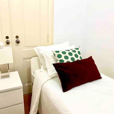 Romantic Chiado 7 -Private Small Single Room With No Outside Window Lissabon Buitenkant foto